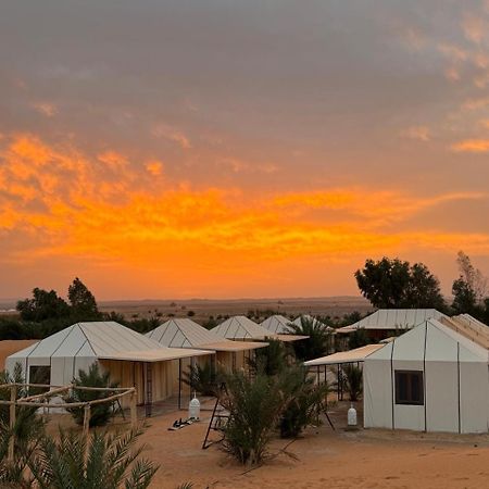 Mirage Luxury Camp 호텔 메르주가 외부 사진